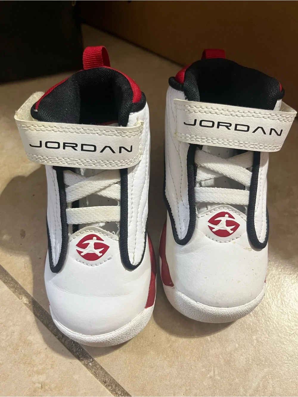 Jordan Kids White and Red Hook-and-Loop Sneakers